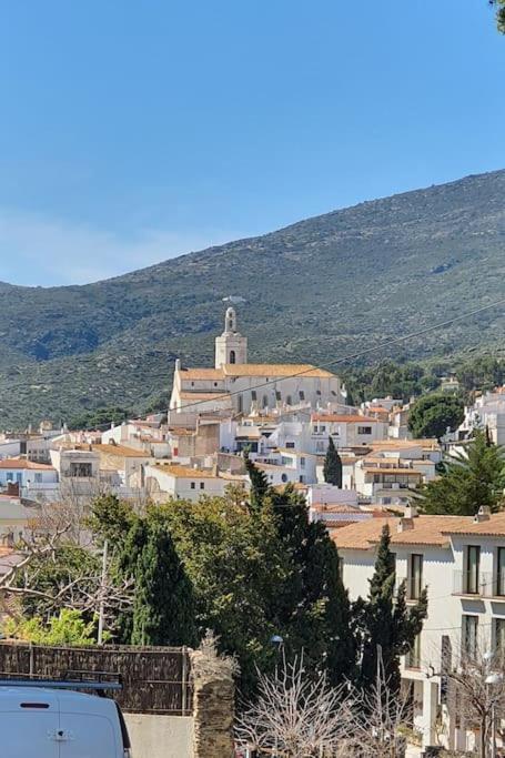Espectacular Planta Baja Con Terraza Y Parking A 5 Min De La Playa Leilighet Cadaqués Eksteriør bilde